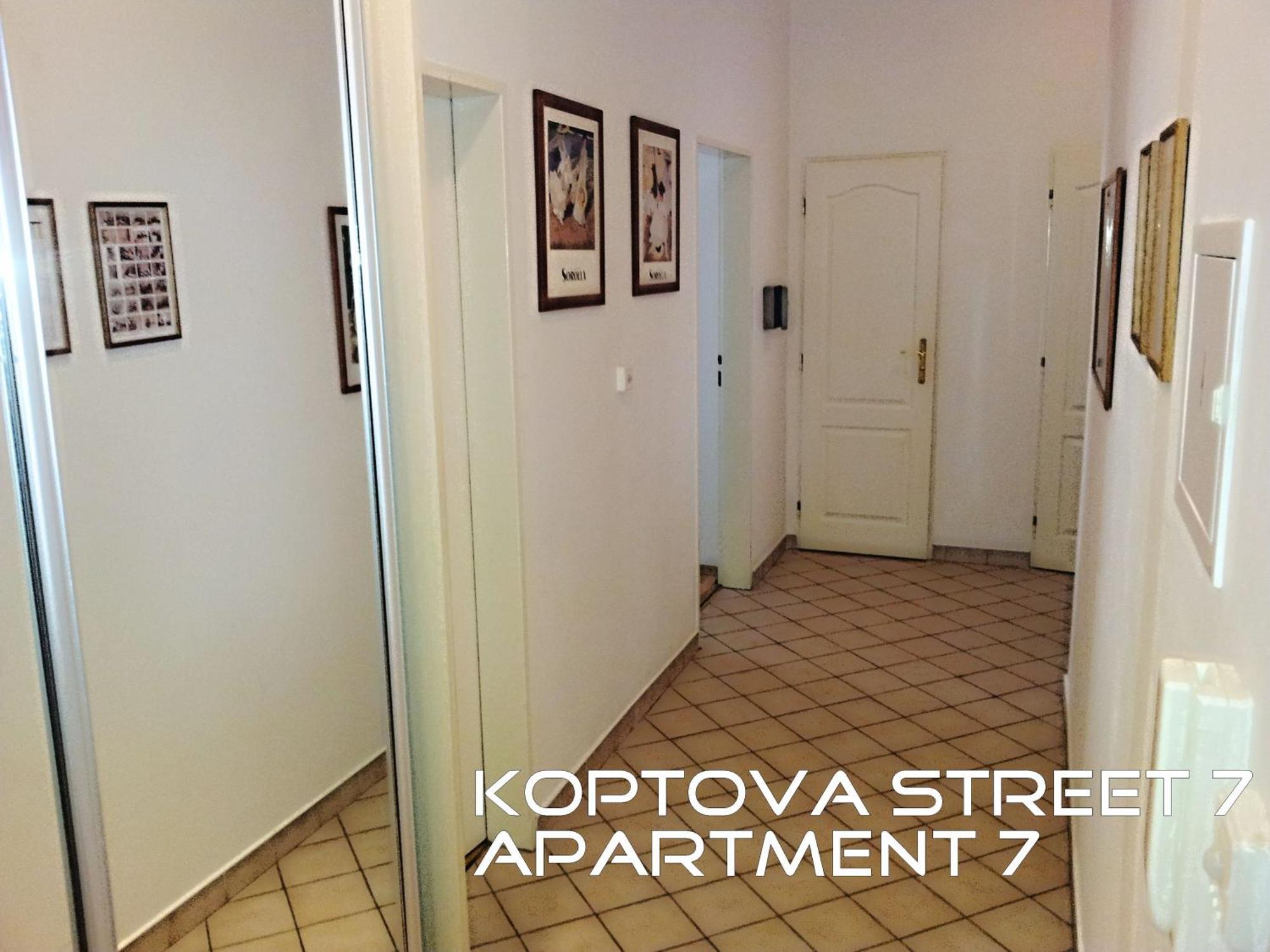 Holiday Apartments Karlovy Vary Quarto foto