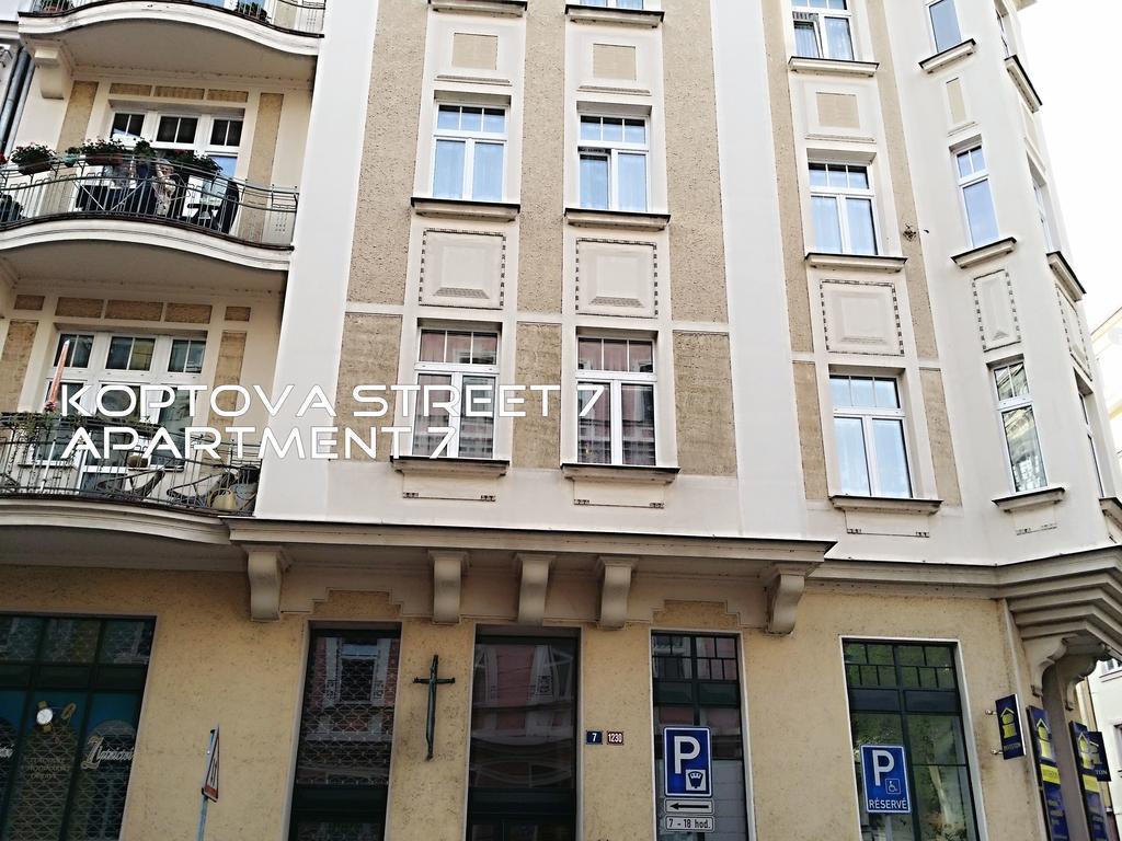 Holiday Apartments Karlovy Vary Exterior foto